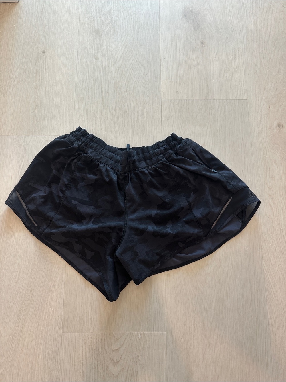 Women’s Black Camouflage Active Shorts - Lululemon